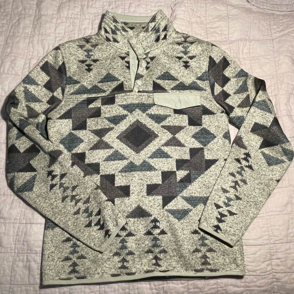 Mock-neck fleece sweater